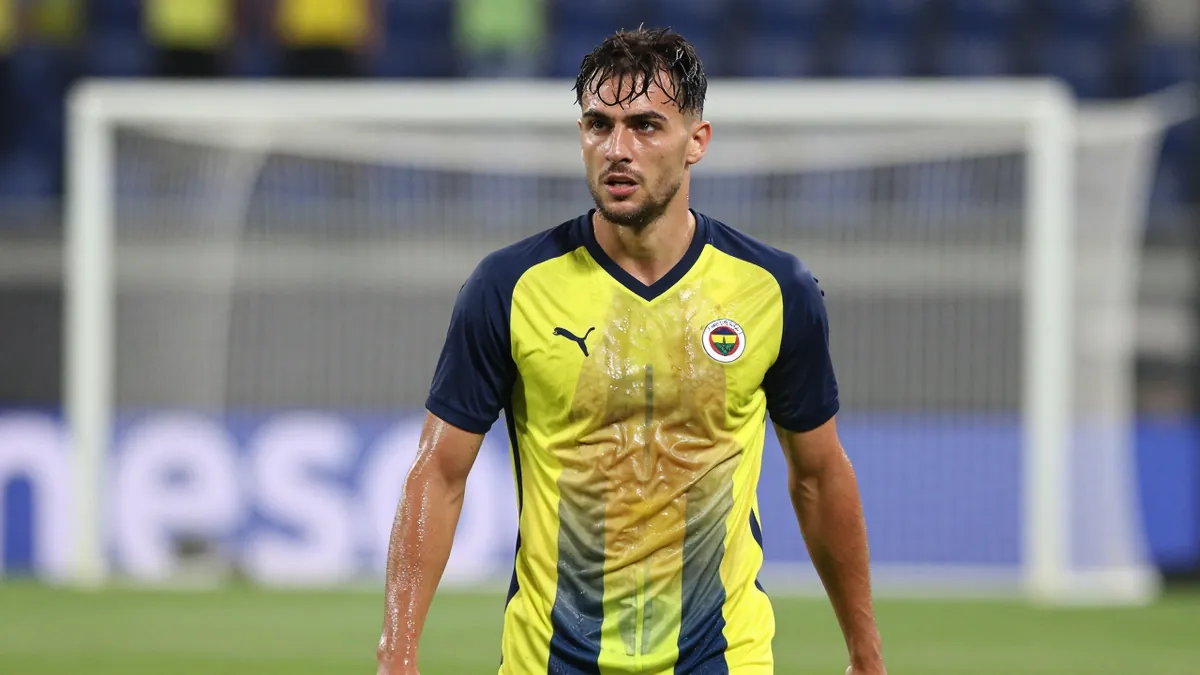 Fenerbahçe Defeats Sturm Graz and Advances to Play-Off Round