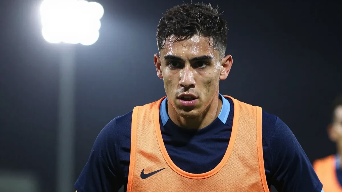 Fenerbahçe, Oosterwolde'yi Roma'ya satıyor, Yusuf Akçiçek ve Hector Fort transfer hedefleri