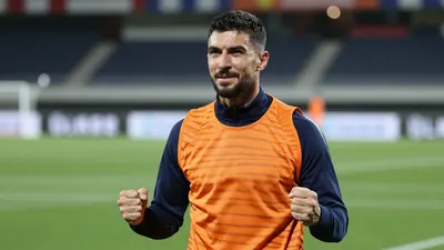Fenerbahçe SK, Şampiyonlar Ligi play-off turunda Olympique Lyonnais'i iki iptal edilen golle mağlup ederek tur atladı ve...