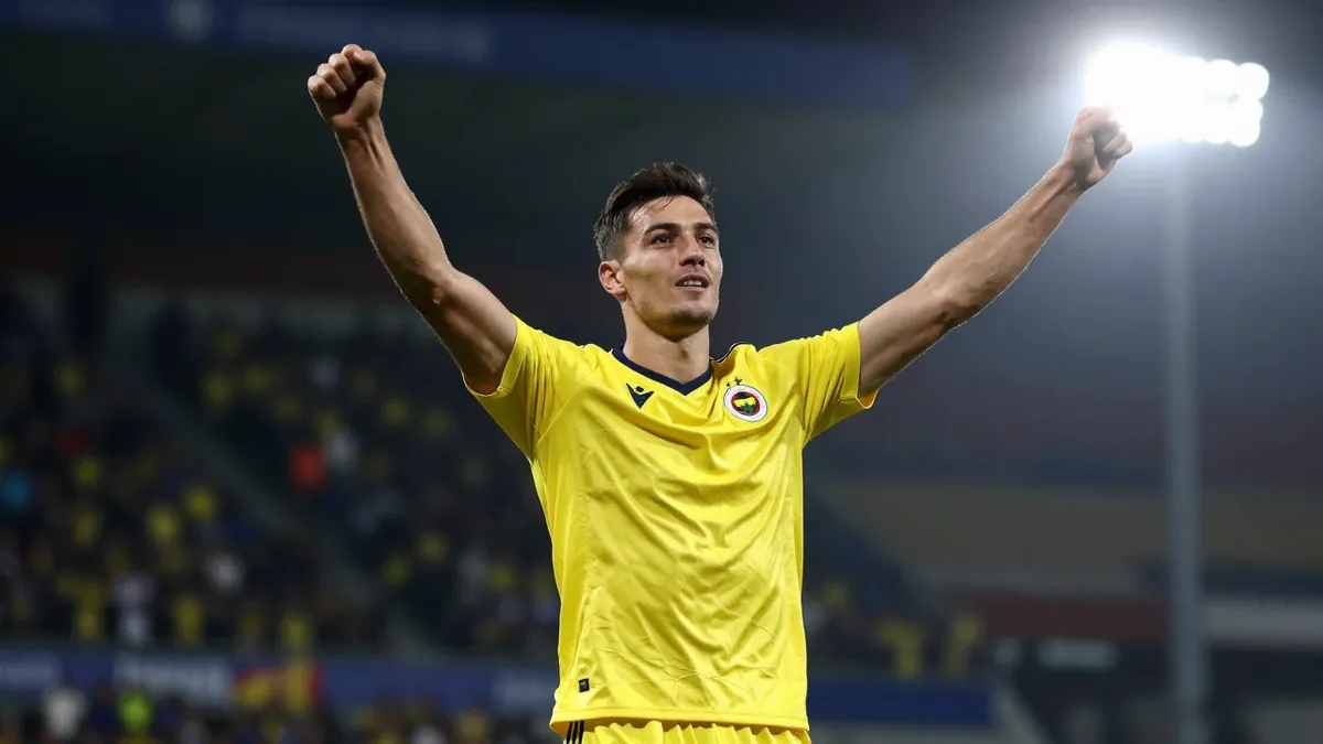 Fenerbahçe SK returned to Champions League after 18 years, with goals from Vedat Muriqi and Archie Brown