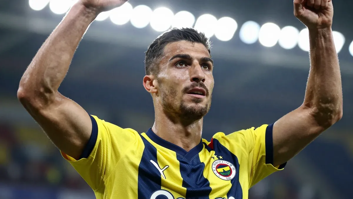 Fenerbahçe SK secured a key Trendyol Süper Lig victory against Kasımpaşa SK on February 23, 2026, as they currently sit...
