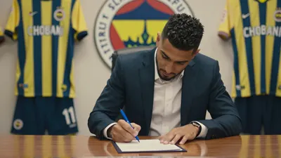 Fenerbahçe, Mert Hakan Yandaş’ı 1 Yıllık Sözleşmeyle Kadroya Ekledi