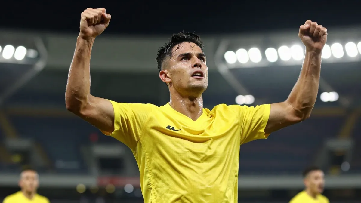After Fenerbahçe SK's 2-0 win over Samsunspor, former player Nihat Kahveci praised debutant Oğuz Aydın's performance and...