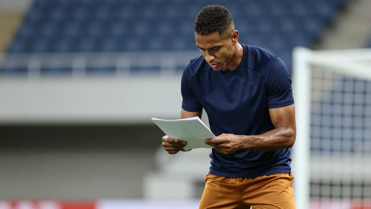 Fenerbahçe's Transfer-Focused Summer Readiness for New Season